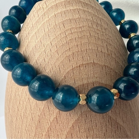 MALAYSIA Blue Jade Beaded Stretch Bracelet 6.25” - Picture 3 of 14